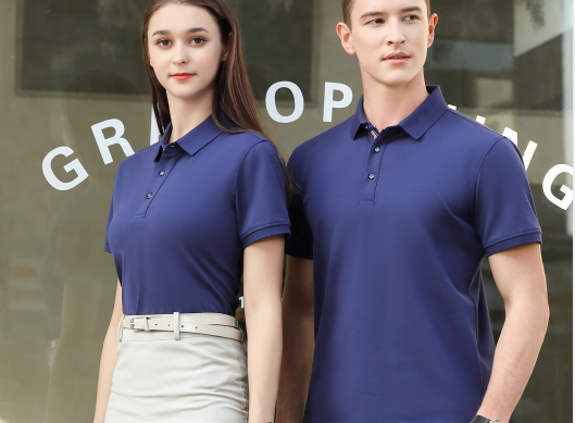 公司團(tuán)體定制POLO衫細(xì)節(jié)，POLO衫定制和翻領(lǐng)T恤定制有什么區(qū)別？